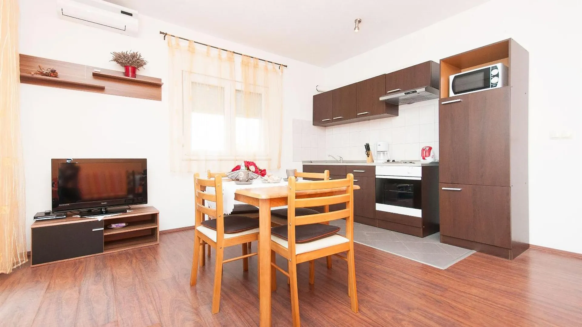 Apartments Tatjana 0*, Sukosan Croatia